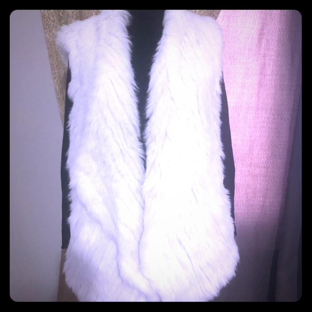 Fur vest